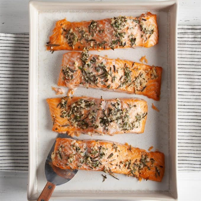 Herb Roasted Salmon Fillets Exps Ft20 164150 F 0812 1 3