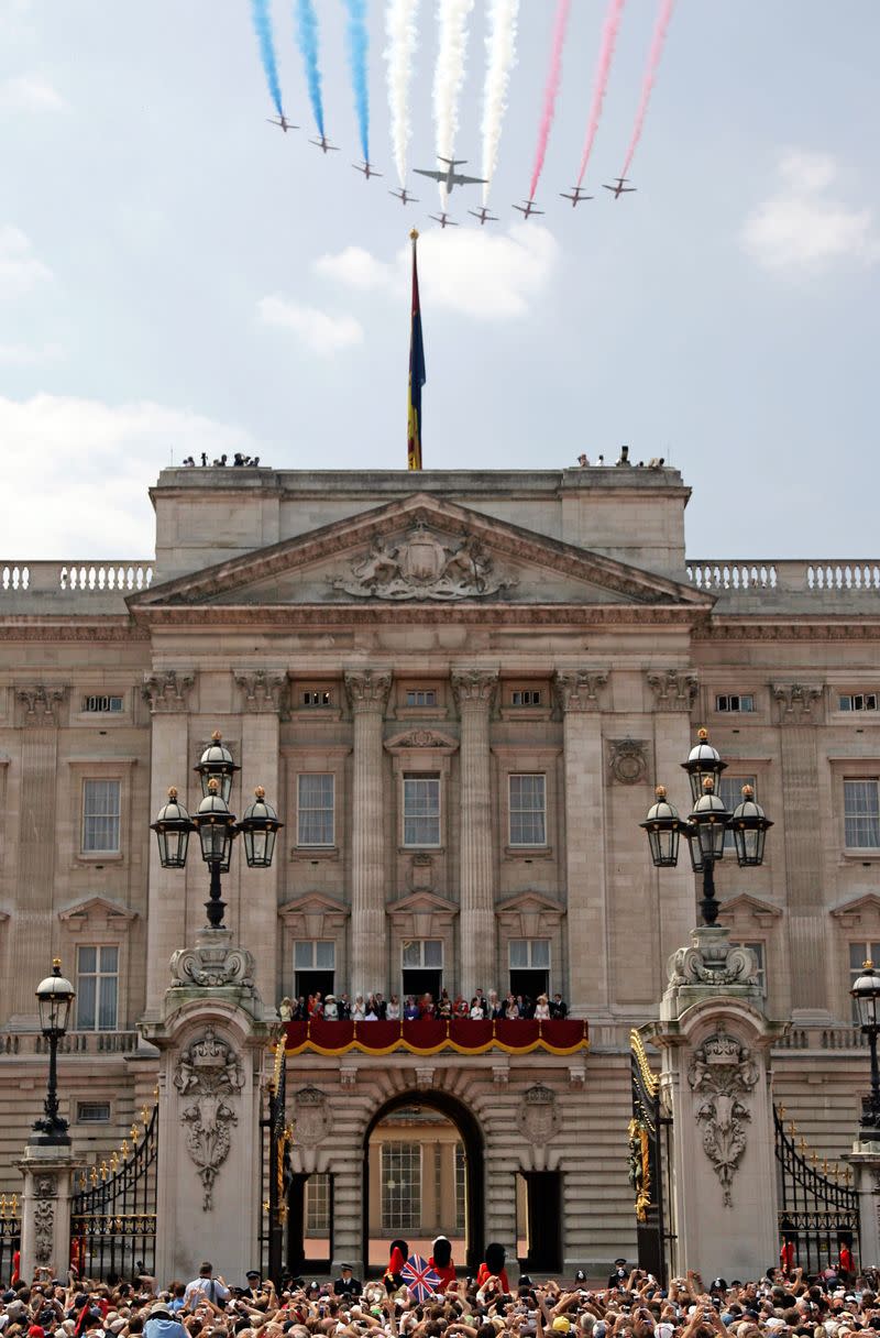 <p> <strong>Buckingham Palace:</strong> Home to the reigning sovereign. </p> <p> The palace has been the home of all sovereigns to reign England since 1837. Buckingham Palace has 775 rooms, including 19 State rooms, 52 Royal and guest bedrooms, 188 staff bedrooms, 92 offices, and 78 bathrooms. </p>