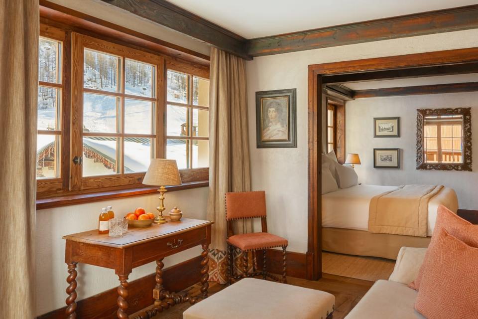 <div class="inline-image__caption"><p>Junior Suite.</p></div> <div class="inline-image__credit">Courtesy Airelles Val-d'Isère</div>