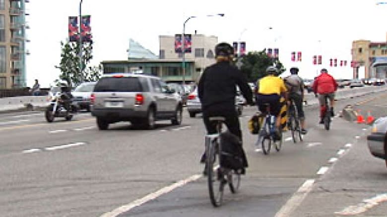 Cyclists in Vancouver safest in the country due to infrastructure, says report