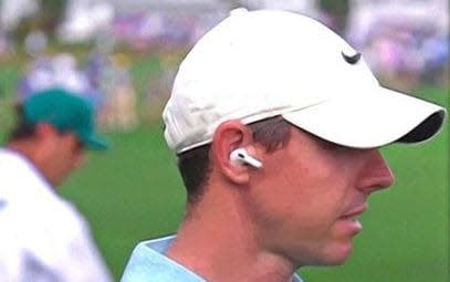 Rory McIlroy en el hoyo 9 en el Masters - Rory McIlroy etiquetado como 'boca del PGA Tour' por ex agente - Sky Sports