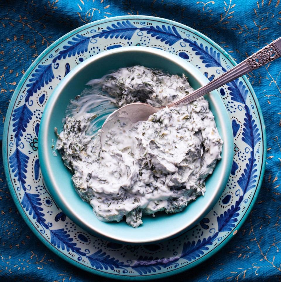 Spinach-Garlic Yogurt