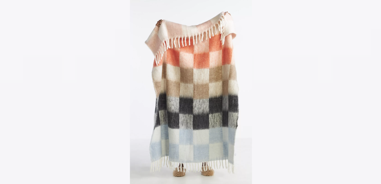 <p><a href="https://go.redirectingat.com?id=74968X1596630&url=https%3A%2F%2Fwww.anthropologie.com%2Fshop%2Fwoven-cozy-throw-blanket&sref=https%3A%2F%2Fwww.housebeautiful.com%2Fshopping%2Fg46331806%2Fcouples-valentines-day-gifts%2F" rel="nofollow noopener" target="_blank" data-ylk="slk:Shop Now;elm:context_link;itc:0;sec:content-canvas" class="link rapid-noclick-resp">Shop Now</a></p><p>Woven Cozy Throw Blanket</p><p>anthropologie.com</p><p>$88.00</p>