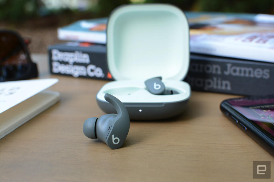 Beats’ latest true wireless earbuds offer all of the best features from Apple’s new AirPods in a less polarizing design.