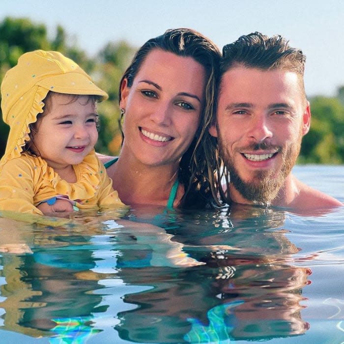 Edurne y David de Gea con su hija Yanay