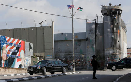 U.S. President Donald Trump's motorcade crosses through an Israeli checkpoint as he arrives at the West Bank town of Bethlehem, May 23, 2017. REUTERS/Mussa Qawasma