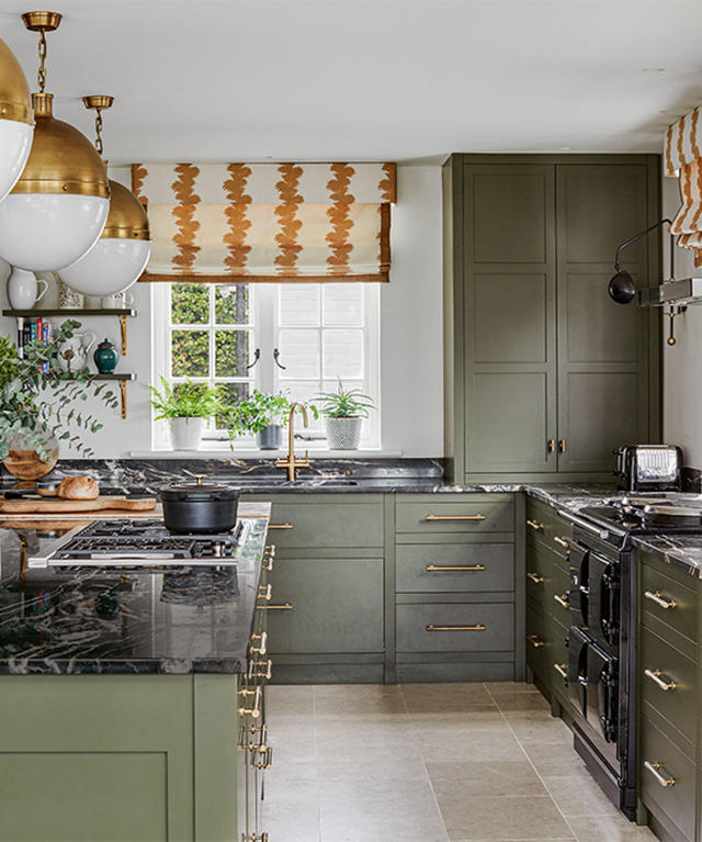 Achieve a Green Kitchen With These 20 Gorgeous Ideas