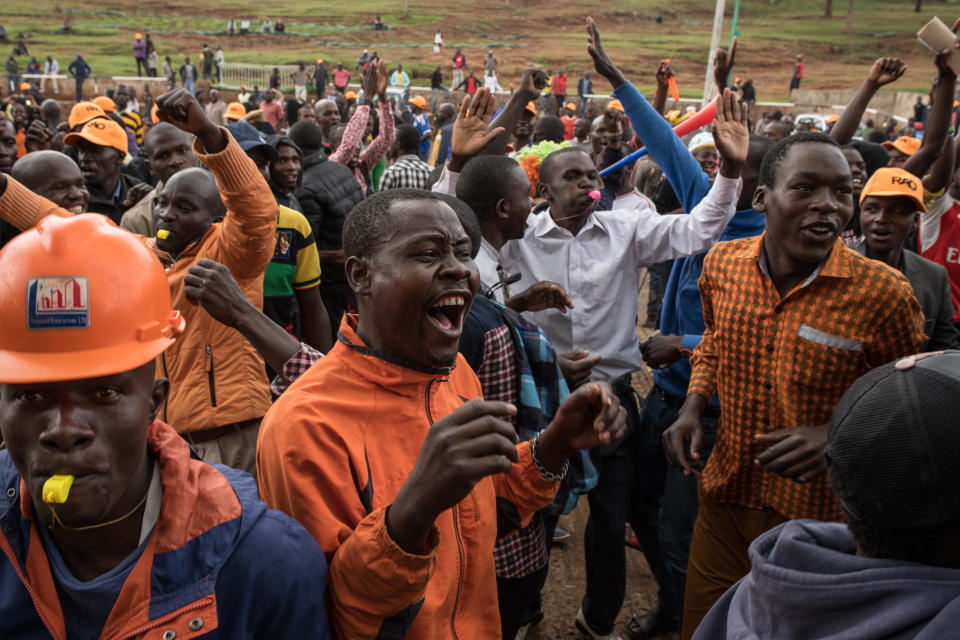 Tensions high as Kenya awaits new presidential vote