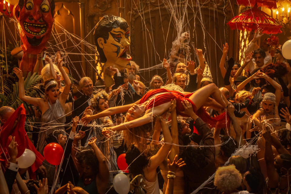 Margot Robbie as Nellie LeRoy at the center of a very, very debaucherous party<span class="copyright">Courtesy of Paramount Pictures</span>