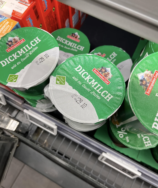"Dickmilch yogurt"