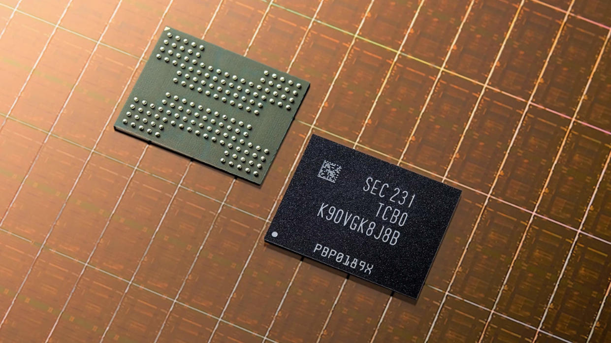  A photo of two Samsung NAND flash chips. 