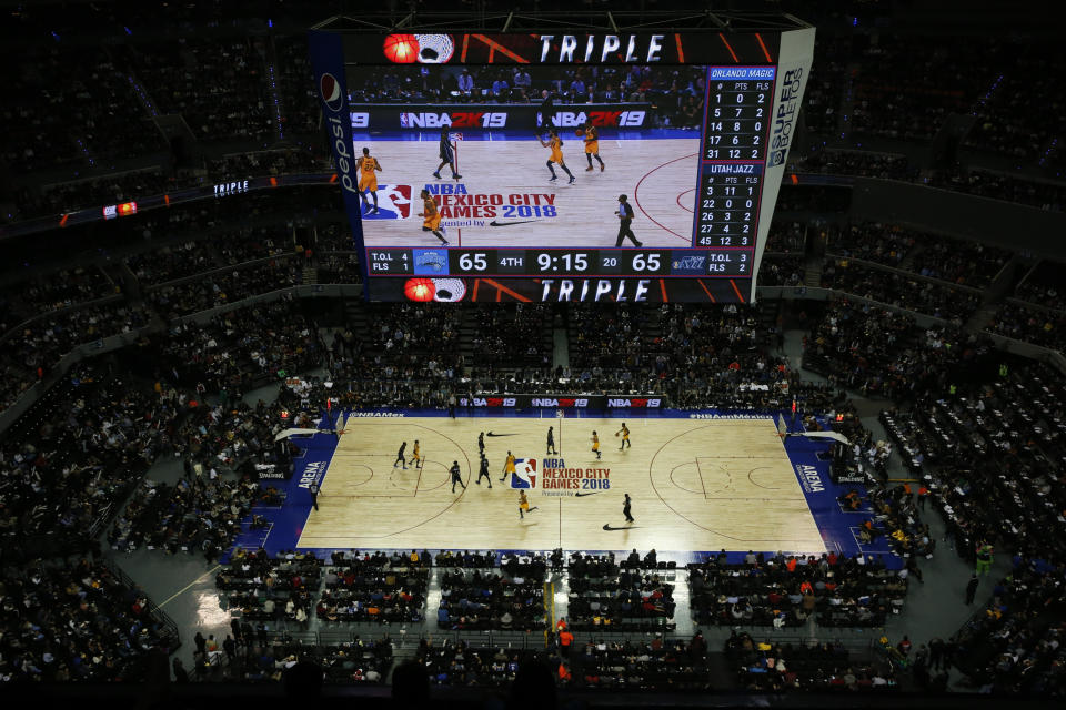 Vista de la arena durante el partido entre el Magic de Orlando y el Jazz de Utah en el partido de la NBA en Ciudad de México, el sábado 15 de diciembre de 2018. (AP Foto/Rebecca Blackwell)