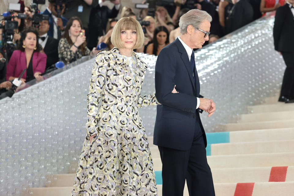 Met Gala 有戀情萌芽？英演員 Bill Nighy 澄清，與 Anna Wintour 只是 20 年好友！