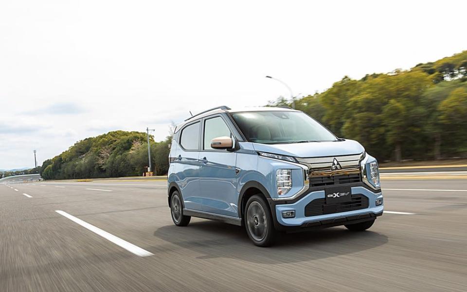 三菱推出日本限定全新微型電動SUV休旅 eK X