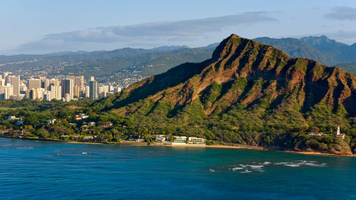 People who want to hike Diamond Head can make a reservation 14 days in advance.