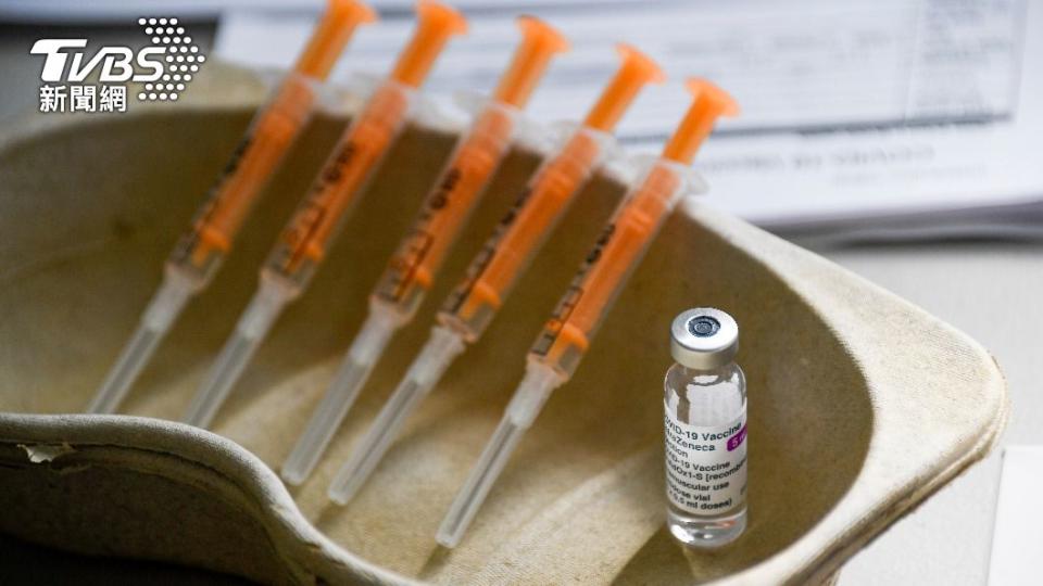 英國放寬第三劑新冠疫苗接種限制，並開放特定高風險族群施打第四劑。（示意圖／達志影像美聯社）