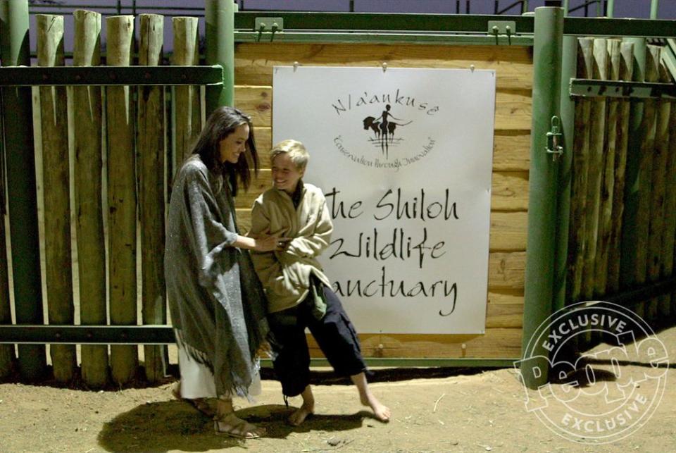 Angelina Jolie and Shiloh Jolie-Pitt in Namibia (2017).