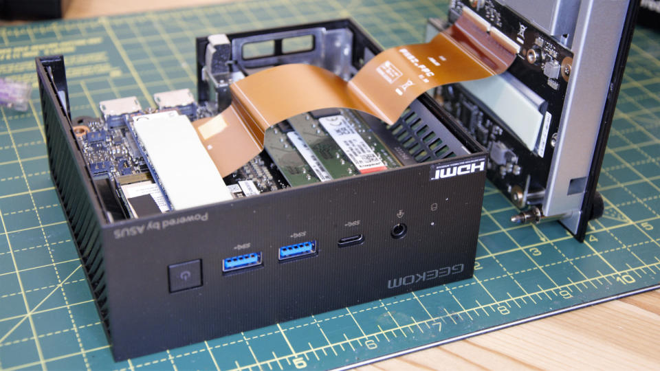 Geekom AS 5 Mini PC