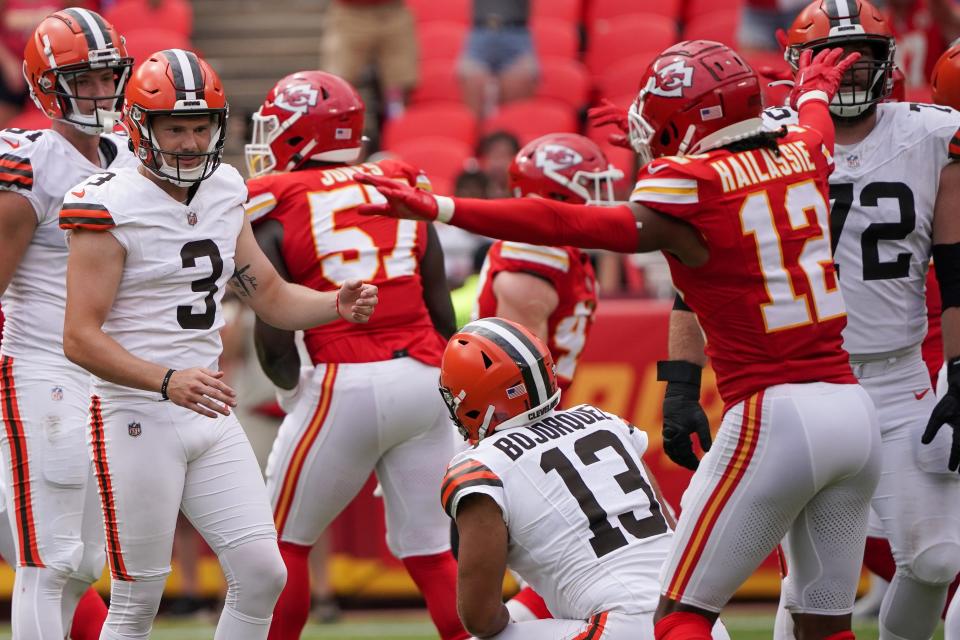 Browns kicker Cade York (3) reacts after missing a field goal as Chiefs cornerback Kahlef Hailassie (12) signals no good during the second half, Aug. 26, 2023, in Kansas City, Mo.