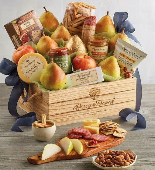 13) Grand Signature Basket