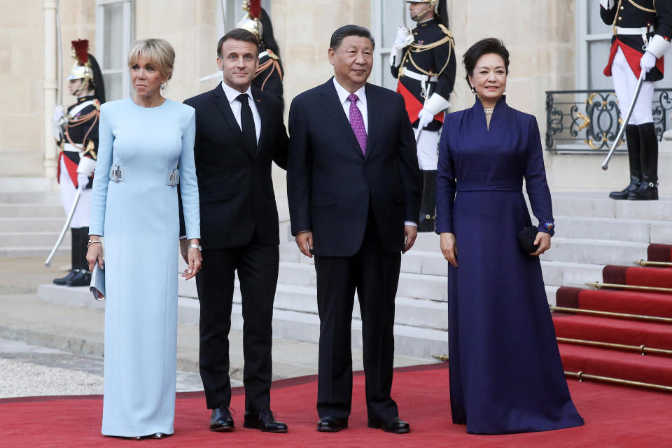 Brigitte Macron et Emmanuel Macron rencontrent le président chinois