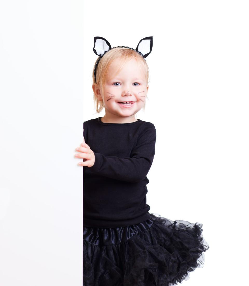 14) Cat Toddler Halloween Costume