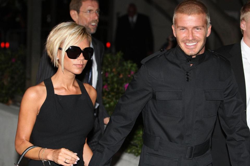 Victoria Beckham and David Beckham arriving in Los Angeles on July 12, 2007. (Getty Images)