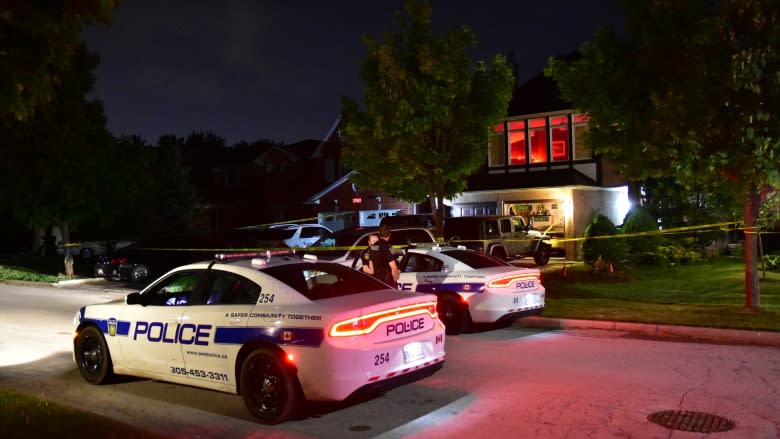 Man, 19, dead after stabbing at Mississauga house party