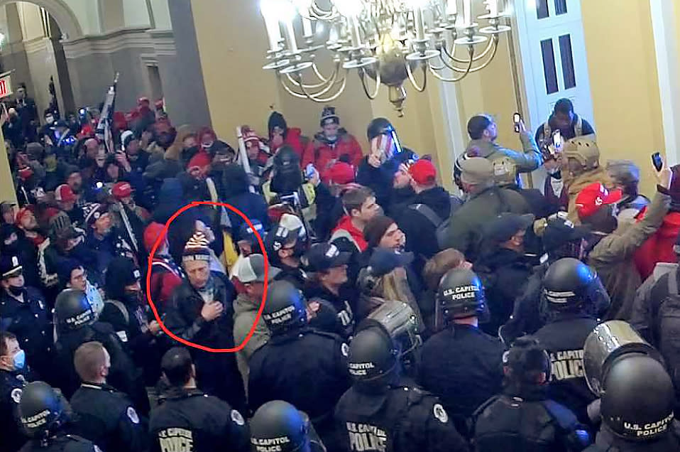 Gary Edwards, circled in red, inside the Capitol on Jan. 6, 2021. (FBI)