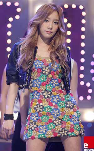 taeyeon snsd twinkle live