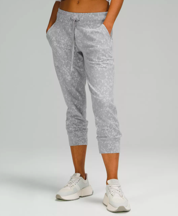 Ready to Rulu Jogger Crop (Photo via Lululemon)