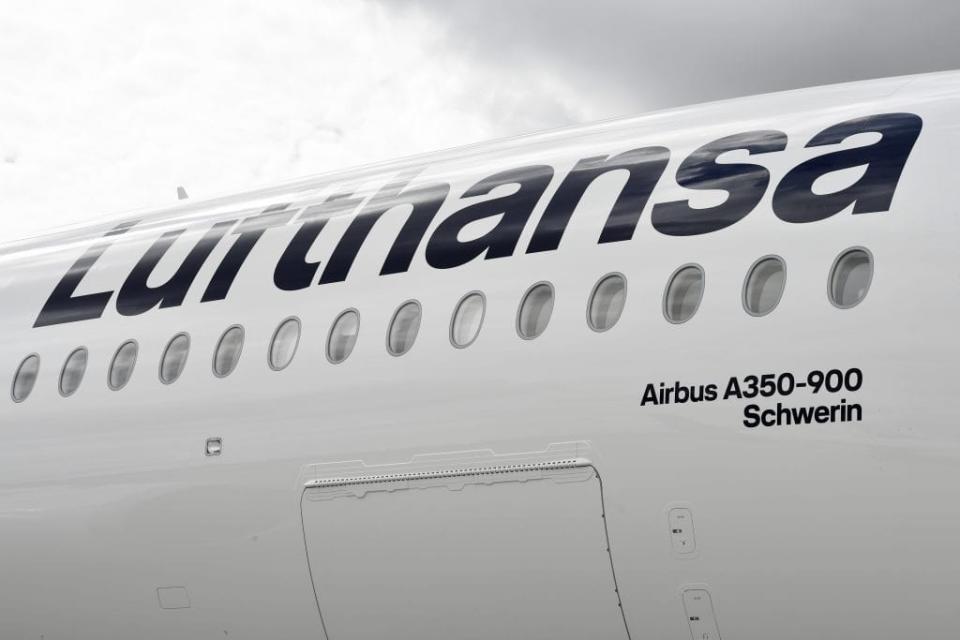 Is Lufthansa’s Coolness on Stakes in Alitalia and Condor a Ploy?