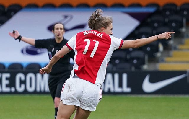 Arsenal’s Vivianne Miedema celebrates her late equaliser against derby rivals Tottenham, which extended the Gunners' unbeaten start in the Women's Super League