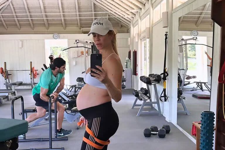 Nicole se mostró entrenando junto a Manu Urcera