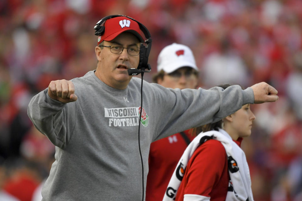 Wisconsin head coach Paul Chryst yell during first half of the Rose Bowl NCAA college against Oregon football game Wednesday, Jan. 1, 2020, in Pasadena, Calif. (AP Photo/Mark J. Terrill)