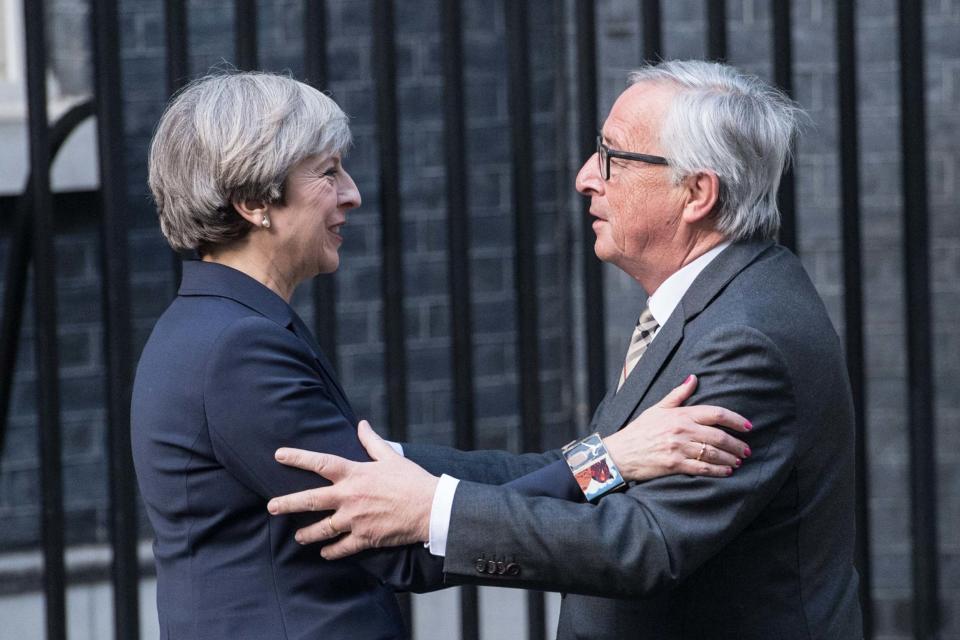 Brexit news latest: Jean-Claude Juncker hails Theresa May as a 'woman of courage' as Europe reacts to her resignation