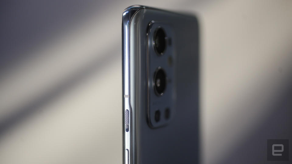 <p>OnePlus 9 Pro review</p>
