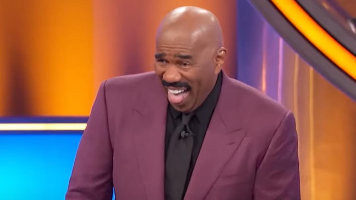  steve harvey laughing on Family Feud 