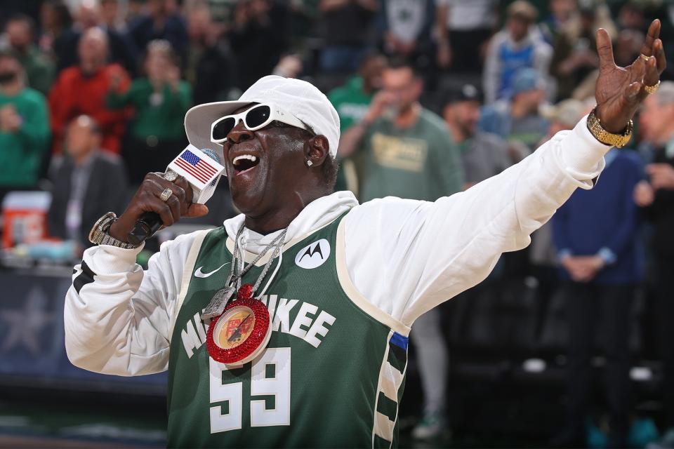 Flava Flav sings the National Anthem before the Atlanta Hawks vs Milwaukee Bucks game on October 29, 2023 at the Fiserv Forum Center in Milwaukee, Wisconsin.