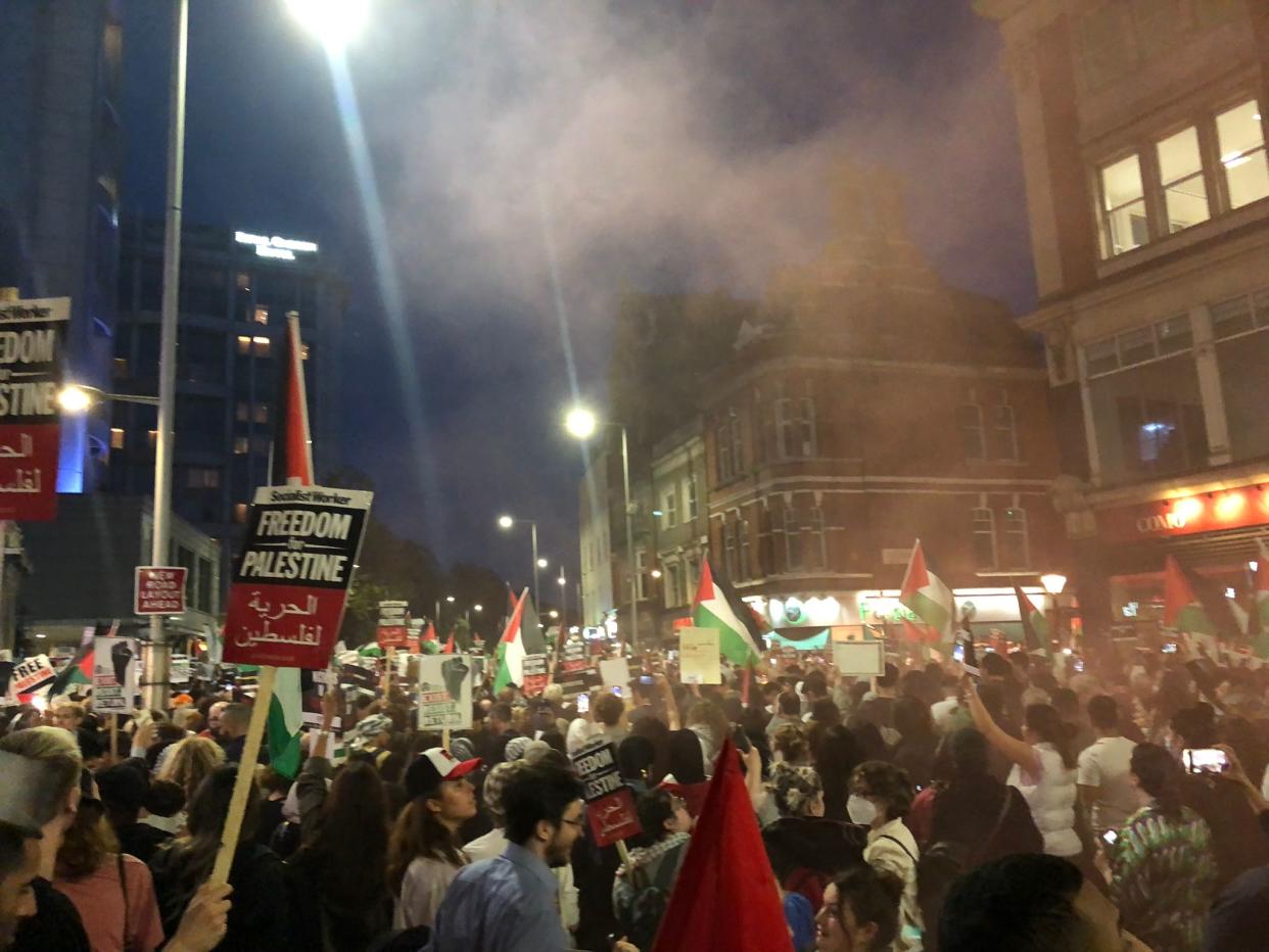 Police estimate around 3,000 people attended the demonstration outside the Israeli embassy today (The Independent)