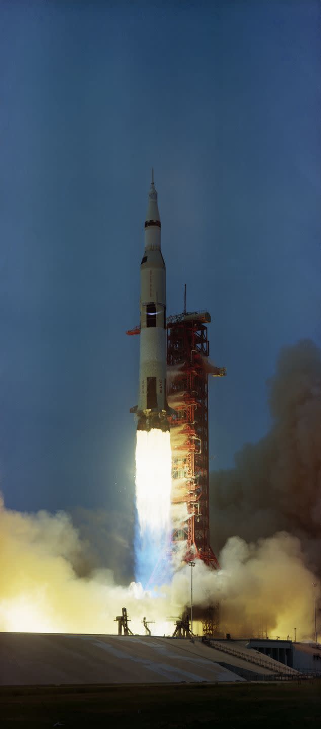 Liftoff of Apollo 13