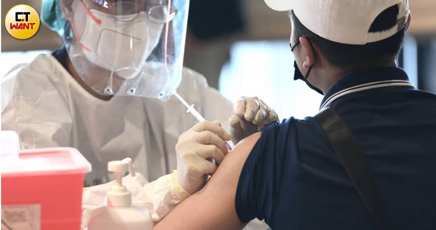台灣正在進行疫苗混打實驗。（示意圖／王永泰攝）