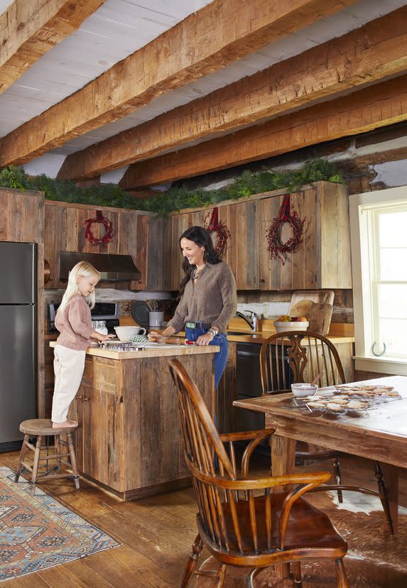 Woodsy Christmas Kitchen