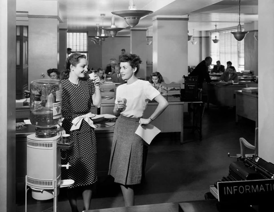 Photos Of What Offices Looked Like the Year You Graduated School