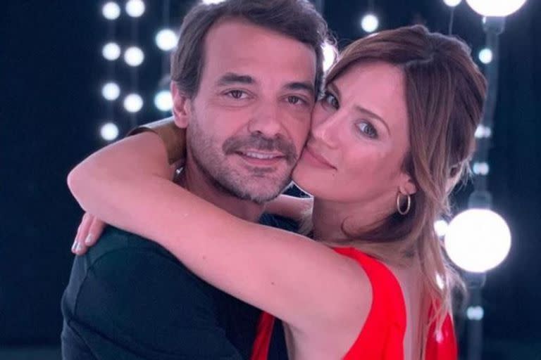 Pedro Alfonso quiso enviar un mensaje de amor a su esposa Paula Chaves, pero su intención no terminó como él esperaba