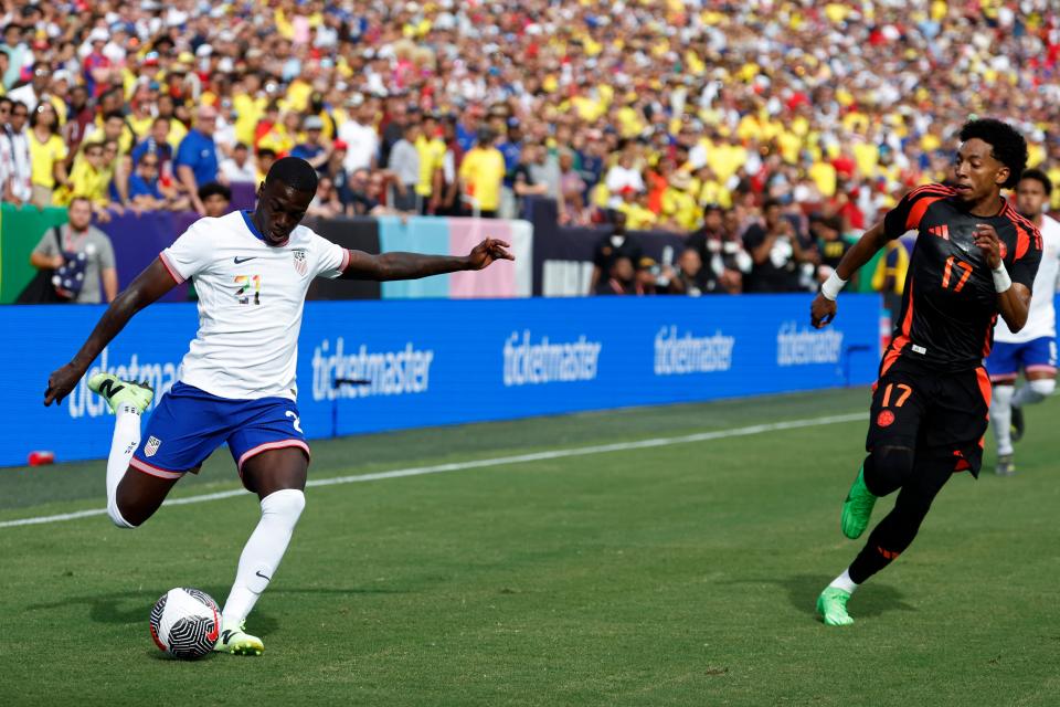 Timothy Weah (21) produced the USMNT's lone goal in a 5-1 loss to Colombia at Commanders Field on Saturday.