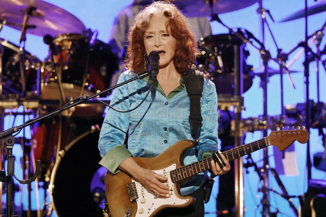 Blues legend Bonnie Raitt will come to the Starlight on Aug. 6, with the iconic Mavis Staples also on the bill.