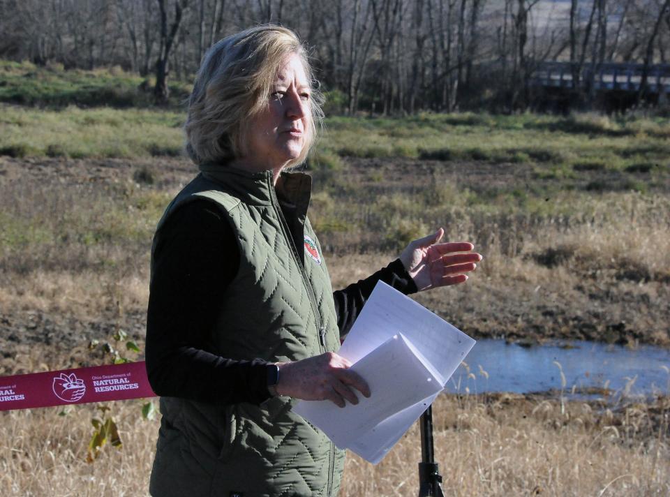 Mary Mertz talked to a large crowd about one of the projects that several entities collaborated on to help make water runoff in Ohio cleaner.