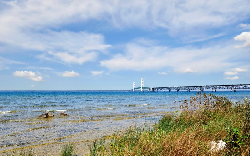 The Line 5 pipeline runs for approximately 4½ miles across the lake bottom of the Straits of Mackinac, pictured here. (photo: Canva)