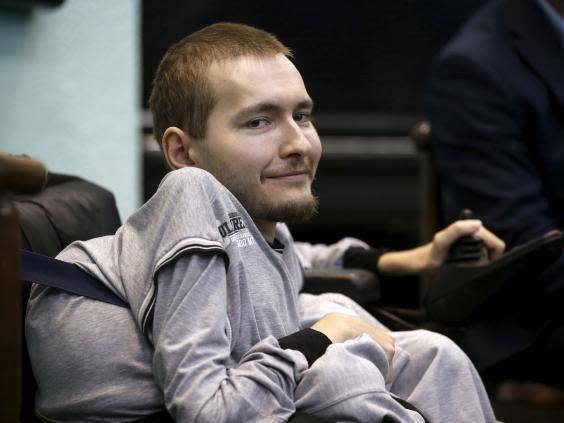 Head transplant surgeon claims he has successfully carried out procedure on corpses